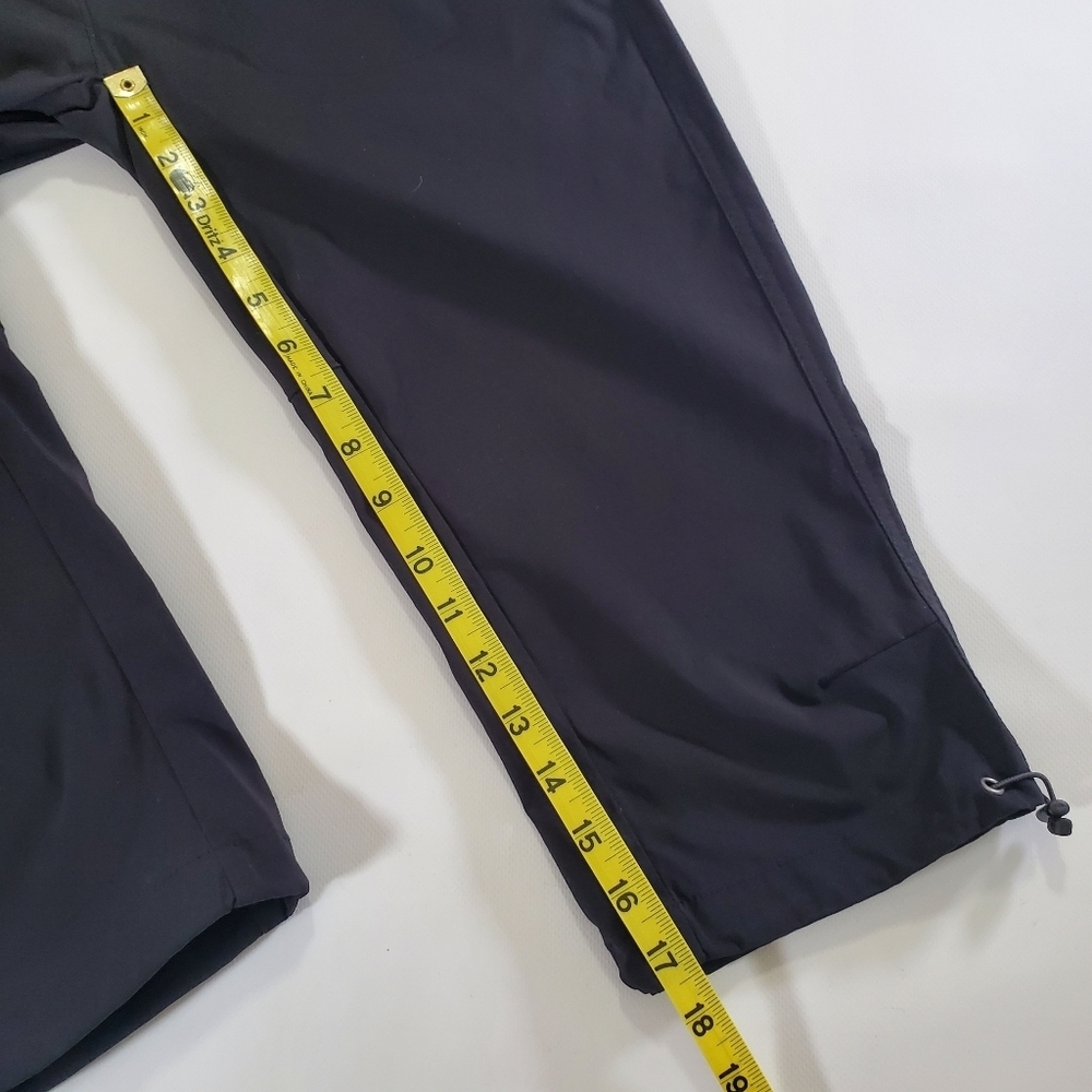 2416 * Columbia Hiking Oudoor Capri Pants Black Size 2 - Picture 11 of 16